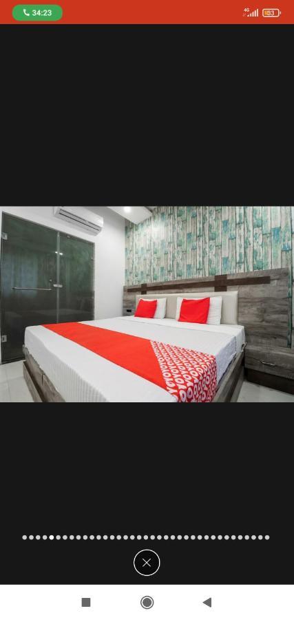 Hotel Almond Zirakpur 外观 照片